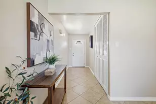 2304 Greenwood Cir, Carrollton, TX 75006 - Photo 4