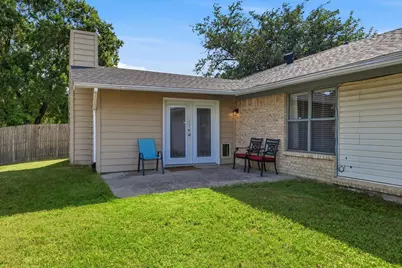 2304 Greenwood Circle, Carrollton, TX 75006 - Photo 20