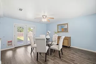 2304 Greenwood Cir, Carrollton, TX 75006 - Photo 6