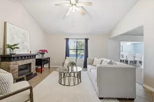 2304 Greenwood Cir, Carrollton, TX 75006 - Photo 2