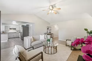 2304 Greenwood Cir, Carrollton, TX 75006 - Photo 2
