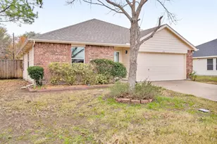 131 Sandlewood Dr, Terrell, TX 75160 - Photo 2