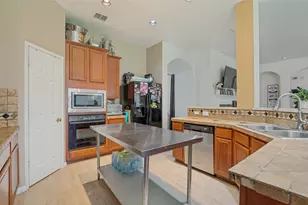 2442 Lost Mesa, Grand Prairie, TX 75052 - Photo 14