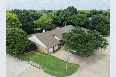 2401 Slaton Drive, Grand Prairie, TX 75052 - Photo 30