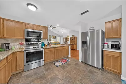 2401 Slaton Drive, Grand Prairie, TX 75052 - Photo 10