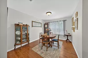 2401 Slaton Dr, Grand Prairie, TX 75052 - Photo 6