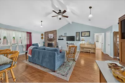 2401 Slaton Drive, Grand Prairie, TX 75052 - Photo 14