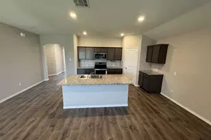 929 Alton Dr, Aubrey, TX 76227 - Photo 6