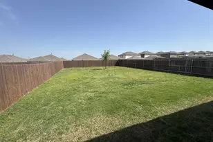 929 Alton Dr, Aubrey, TX 76227 - Photo 16