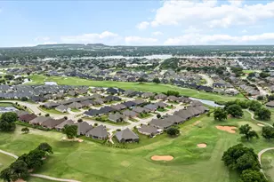2038 Clive Dr, Granbury, TX 76048 - Photo 38