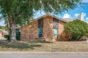 5720 Cancun Dr, North Richland Hills, TX 76180 - Photo 12
