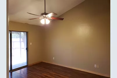 662 Prairie Dell Street, Lewisville, TX 75067 - Photo 12