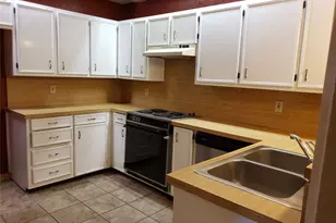 662 Prairie Dell St, Lewisville, TX 75067 - Photo 2
