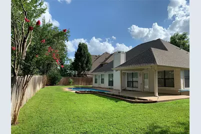 2144 Brownstone Court, Grapevine, TX 76051 - Photo 38