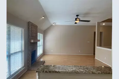 2144 Brownstone Court, Grapevine, TX 76051 - Photo 10