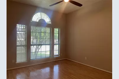 2144 Brownstone Court, Grapevine, TX 76051 - Photo 6