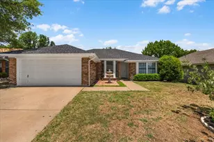 1500 Clarendon St, Fort Worth, TX 76134 - Photo 1