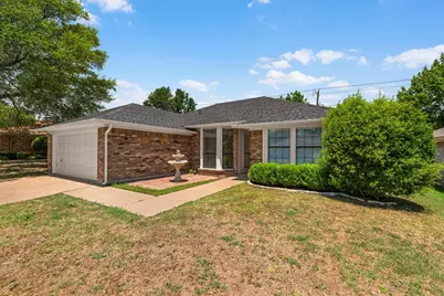 1500 Clarendon Street, Fort Worth, TX 76134 - Photo 2
