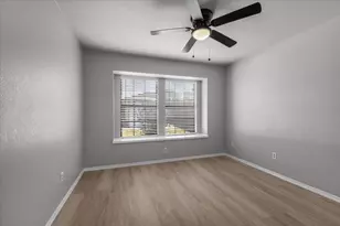 1500 Clarendon St, Fort Worth, TX 76134 - Photo 14