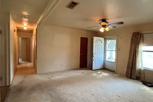 1012 Harris Dr, Euless, TX 76039 - Photo 4