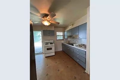 1012 Harris Drive, Euless, TX 76039 - Photo 6