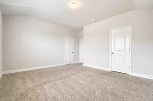 1001 Old Iron Bend, Euless, TX 76040 - Photo 16
