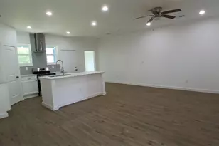 1706 E 10th Ave, Corsicana, TX 75110 - Photo 6