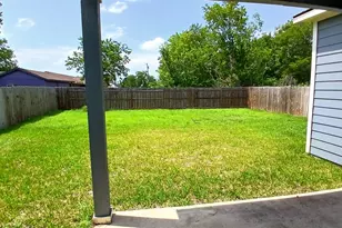 1706 E 10th Ave, Corsicana, TX 75110 - Photo 4