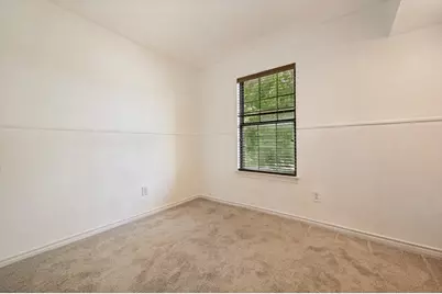 3828 Clover Hill Lane, Carrollton, TX 75007 - Photo 16