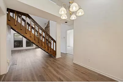 3828 Clover Hill Lane, Carrollton, TX 75007 - Photo 8