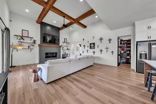 321 Pear Valley Ln, Burleson, TX 76028 - Photo 20