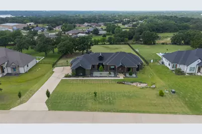 321 Pear Valley Lane, Burleson, TX 76028 - Photo 2