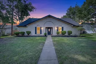 1802 Rainbow Dr, Richardson, TX 75081 - Photo 2