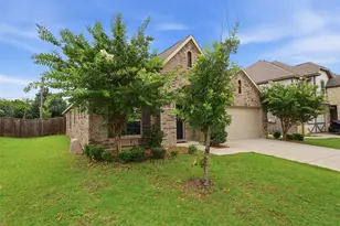 2704 Dancing Flame Dr, Denton, TX 76201 - Photo 4