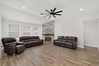 1011 Castroville Drive, Forney, TX 75126 - Photo 4