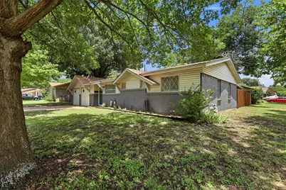 800 Belaire Drive, Burleson, TX 76028 - Photo 2