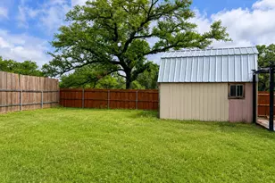 3229 Hiawatha Trail, Lake Worth, TX 76135 - Photo 4