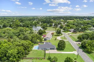 740 Castleman Creek Rd, Hewitt, TX 76643 - Photo 30