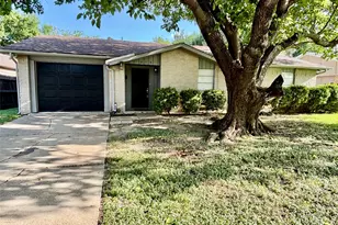 809 Cielo Vista Dr, Grand Prairie, TX 75052 - Photo 1