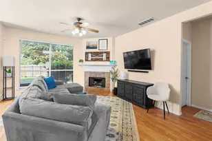 8102 Yucatan Ct, Arlington, TX 76002 - Photo 4