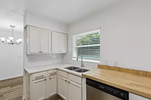 13530 Glenside Dr, Farmers Branch, TX 75234 - Photo 8