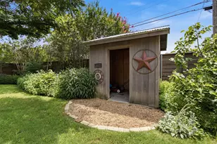 1439 Tranquilla Dr, Dallas, TX 75218 - Photo 30
