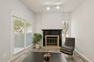 1200 Riverchase Ln, Arlington, TX 76011 - Photo 2