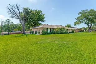 2500 Brookhaven Dr, Denison, TX 75020 - Photo 2