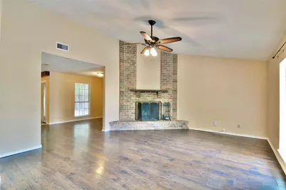 4133 Silverberry Avenue, Fort Worth, TX 76137 - Photo 10