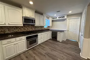 10403 Sandra Lynn Dr, Dallas, TX 75228 - Photo 10
