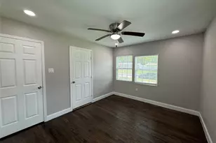 10403 Sandra Lynn Dr, Dallas, TX 75228 - Photo 22