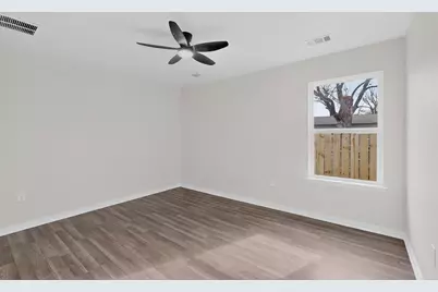 1541 Caldwell Street, Dallas, TX 75223 - Photo 34