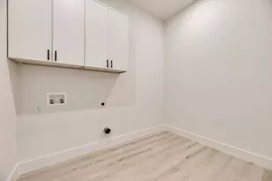 6038 Plum Dale Rd, Dallas, TX 75241 - Photo 20