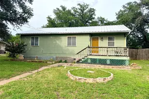 1902 Cline St, Goldthwaite, TX 76844 - Photo 18